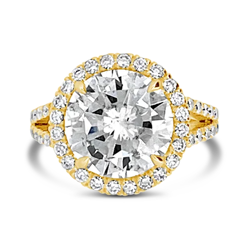 Diamond Ring with Halo of Round Diamonds