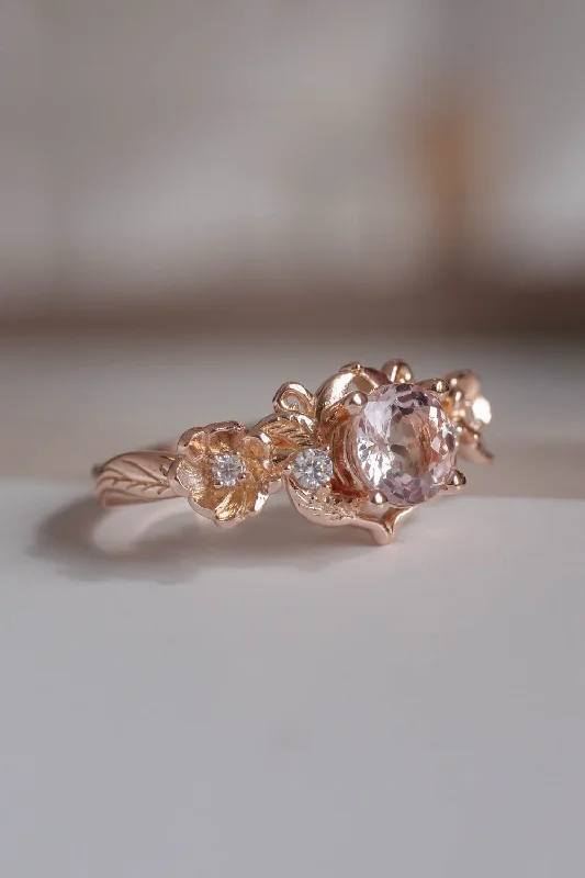 Engagement ring with pink morganite in rose gold / Adelina