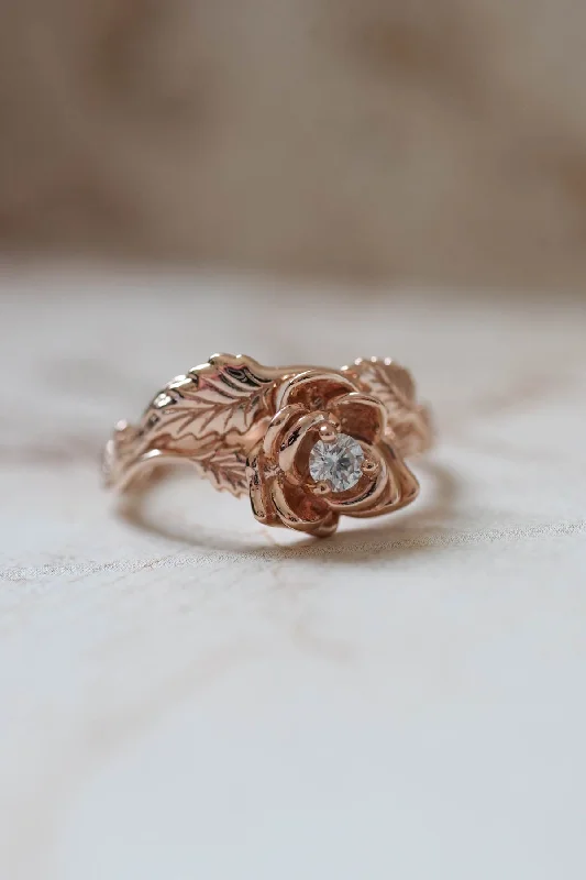 Floral engagement ring in rose gold / Blooming Rose