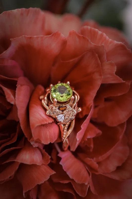 Peridot engagement ring with diamonds / Undina Ivy