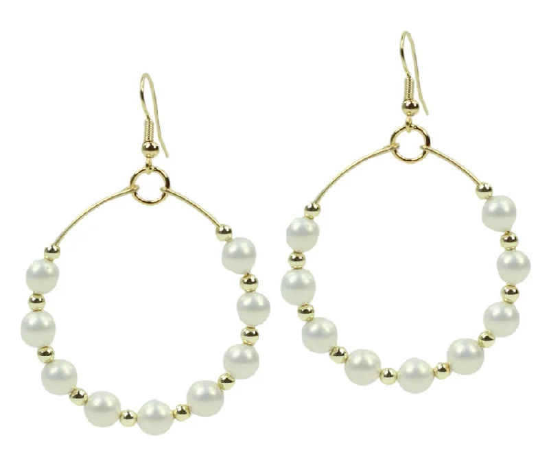 The Chloe Earring - Pearl