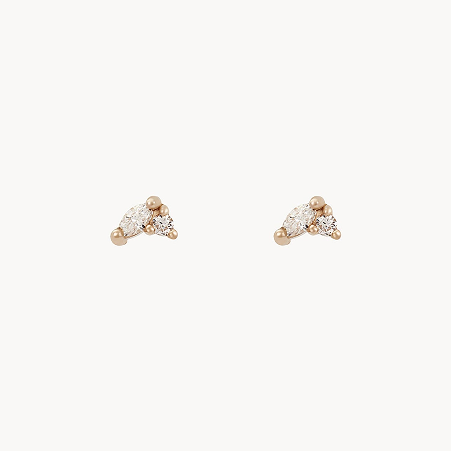 Lean on me diamond stud - 14k yellow gold