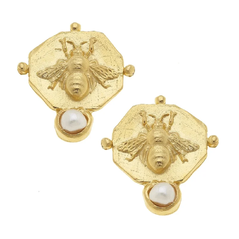 Pearl Bee Studs