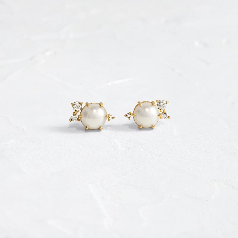 Pearl Flurry Studs