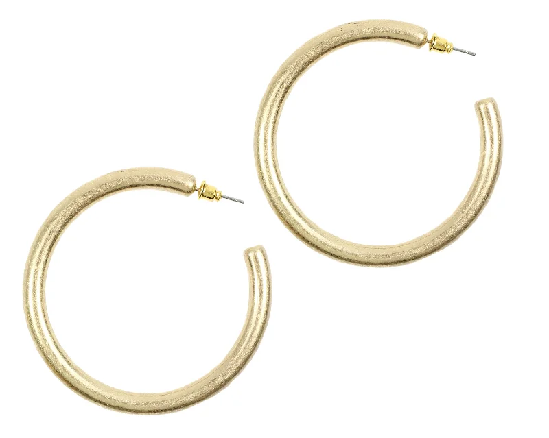 The Lila Hoop Earring