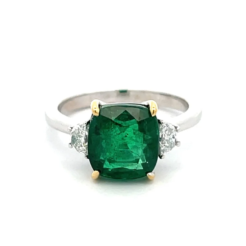 Emerald And Diamond Ring