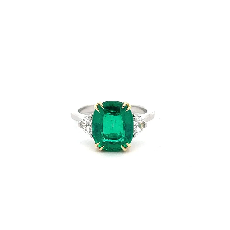 Emerald And Diamond Ring