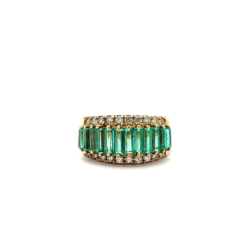 Emerald And Diamond Ring