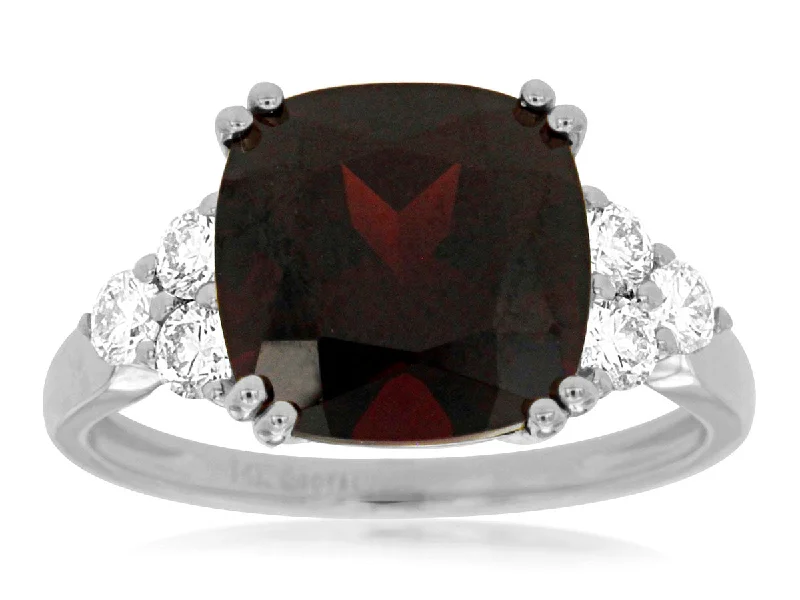 14K White Gold Garnet and Diamond Ring