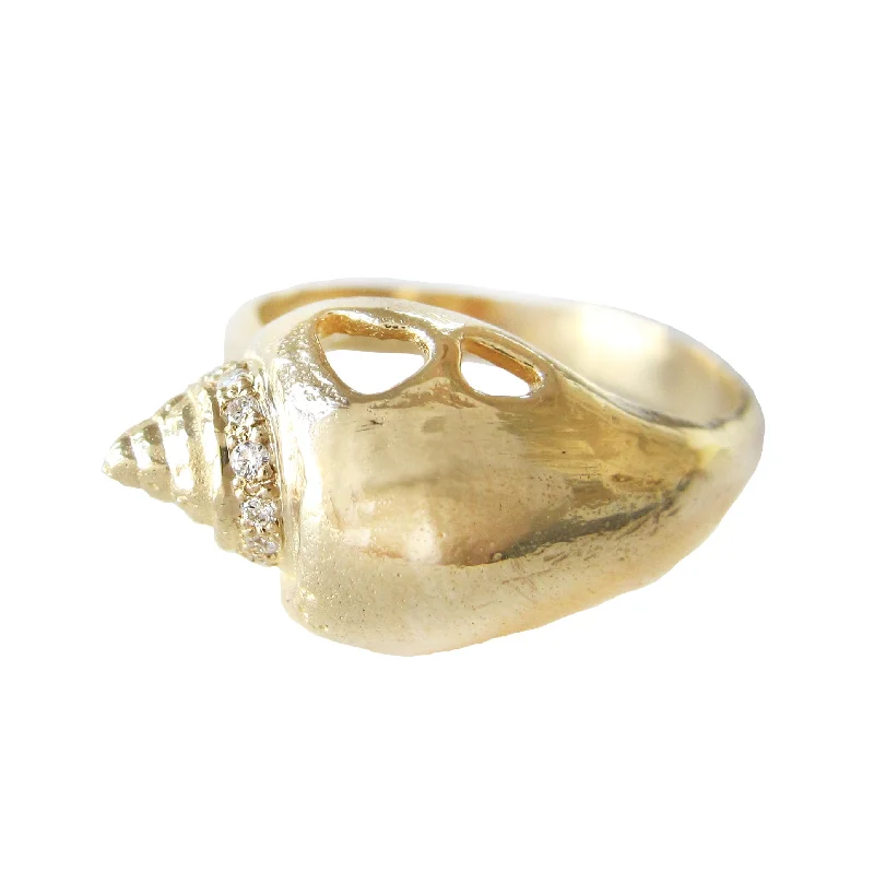 Queen's Conch Ring