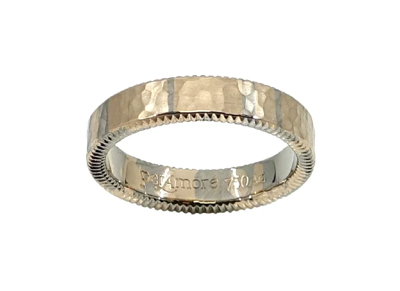 Quion Flat Hammered Ring