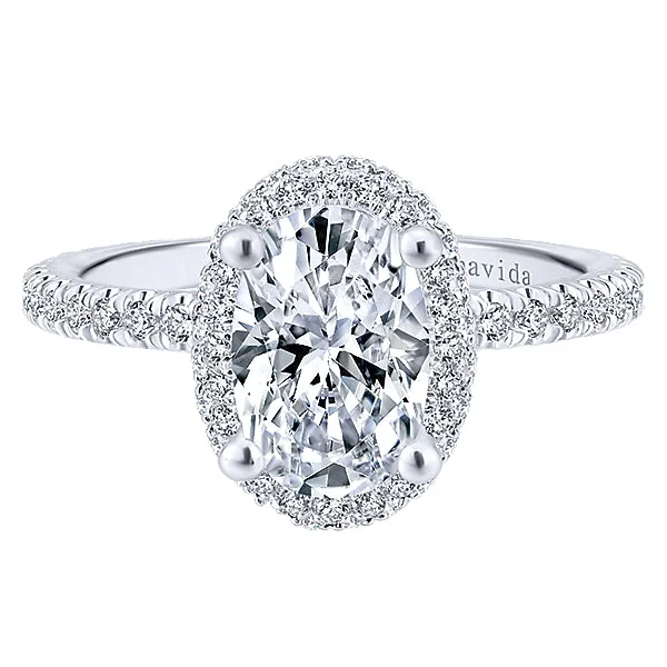 18K White Gold Oval Halo Diamond Engagement Ring