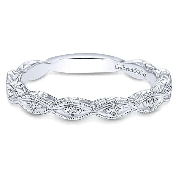 14K White Gold Diamond Band