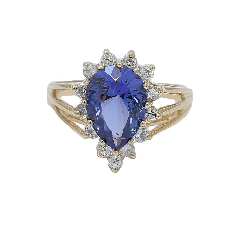 TANZANITE AND DIAMOND RING