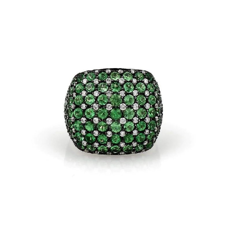 TSAVORITE AND DIAMOND PAVE RING