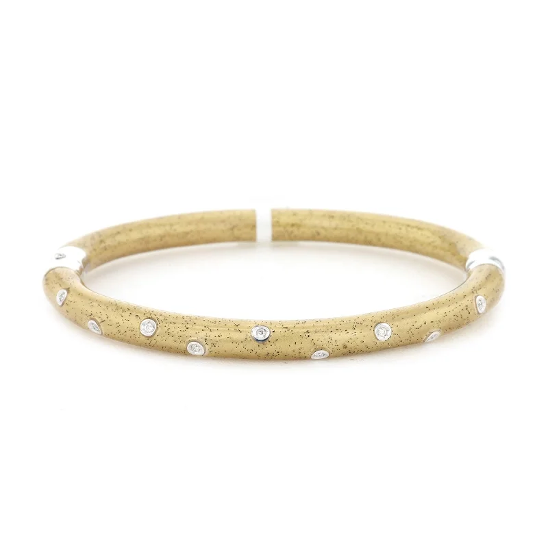 0.12 ctw Diamond Enamel Bangle Bracelet