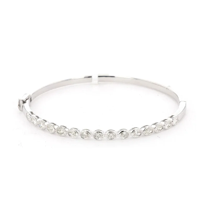 1.35 ctw Diamond Bangle Bracelet