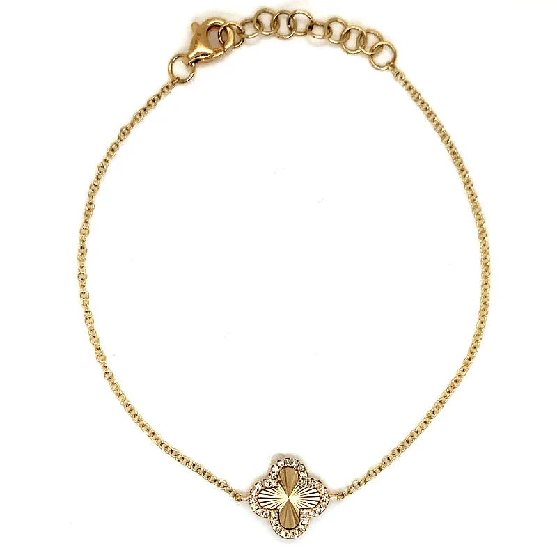 14K Yellow Gold Diamond Fluted Quatrefoil Bracelet